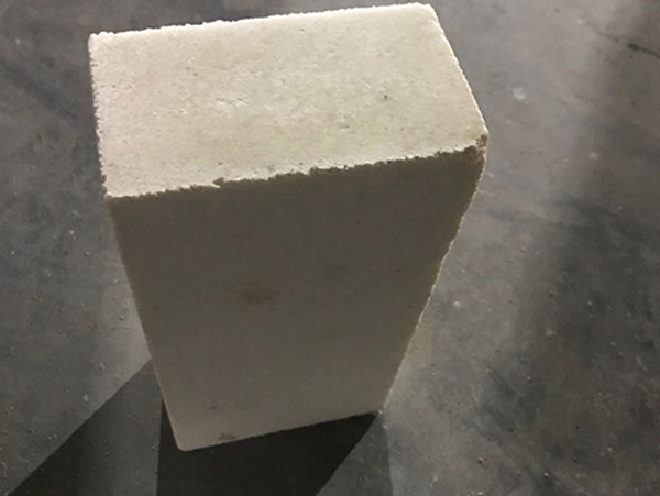 Applications and Materials of Corundum Mullite Bricks