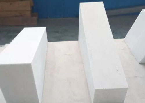 Rongsheng Factory Good Price Re-sintered Fused Corundum Mullite Brick 